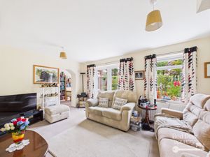 Sitting Room- click for photo gallery